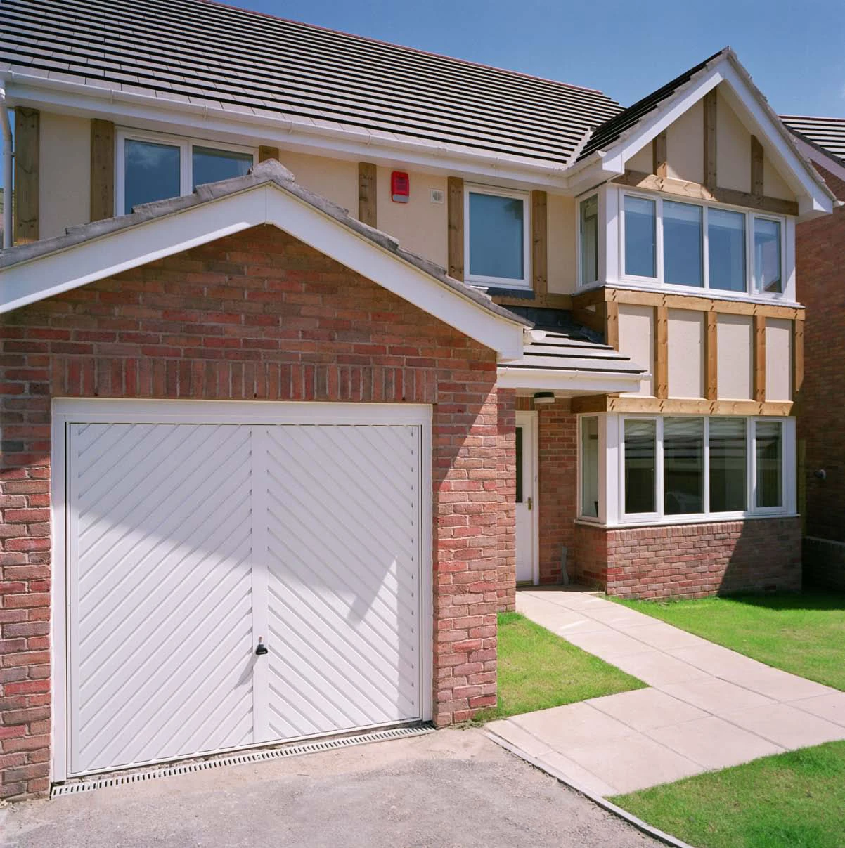 How Long Do Garage Doors Usually Last?